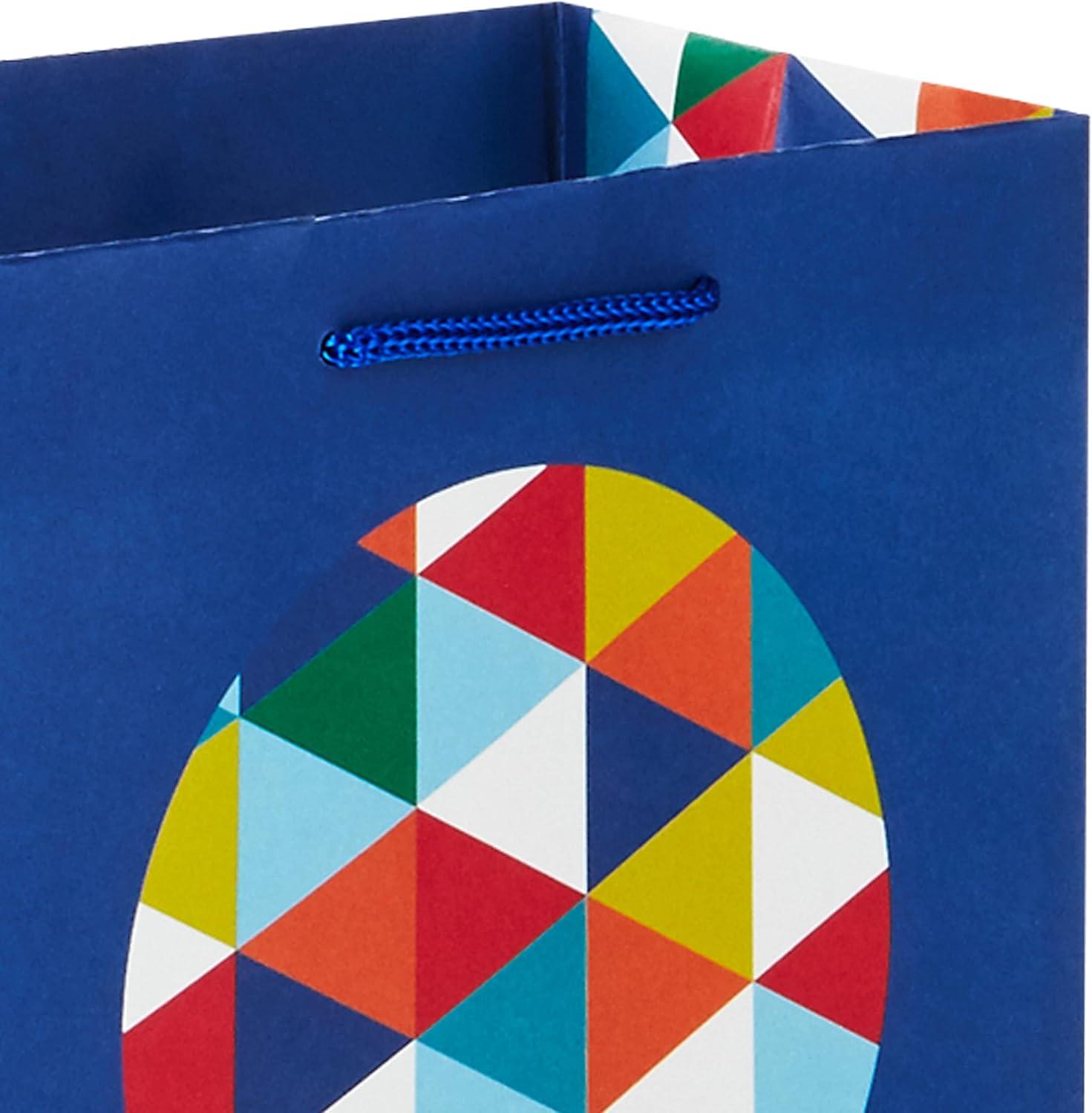 imageHallmark Gift Bags in Assorted Sizes Pack of 12  5 Medium 8quot 4 Large 11quot 3 Extra Large 14quot for Birthdays Mothers Day Graduations Baby Showers12Pack
