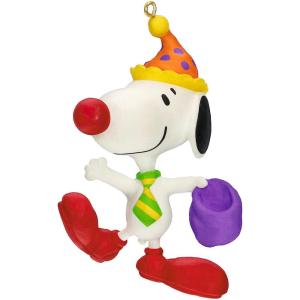 Hallmark Keepsake 1.02″ Mini Christmas Ornament 2024, Peanuts Winter Fun With Snoopy, Gifts for Peanuts Fans(Peanuts Gang Clowning Around)