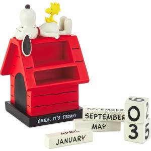 Hallmark Peanuts Snoopy Perpetual Calendar (Smile) Office Supplies, Gifts for Boss, Teacher, Administrative Assistant
