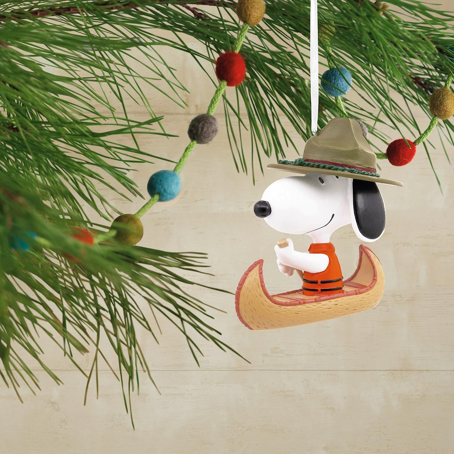 image:imageHallmark Peanuts Snoopy in Canoe Christmas Ornament