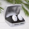 Hallmark Boom Box Christmas Ornament(Ear Buds)