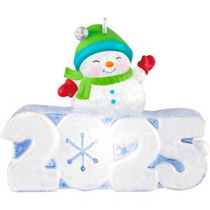 Hallmark Keepsake Mini Christmas Ornament (A Snowy 2025) 1.25″ Tiny Ornament for Tabletop Tree(A Snowy 2025)