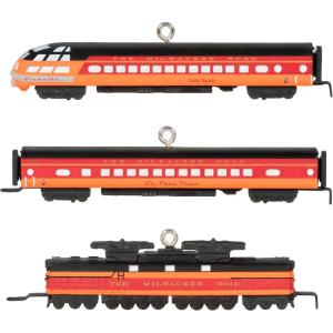 Hallmark Keepsake Christmas Tabletop Decoration, Lionel Trains Lionelville with Light, Sound and Motion, Gifts for Train Lovers(Lionel Milwaukee Road EP-2 Passenger)