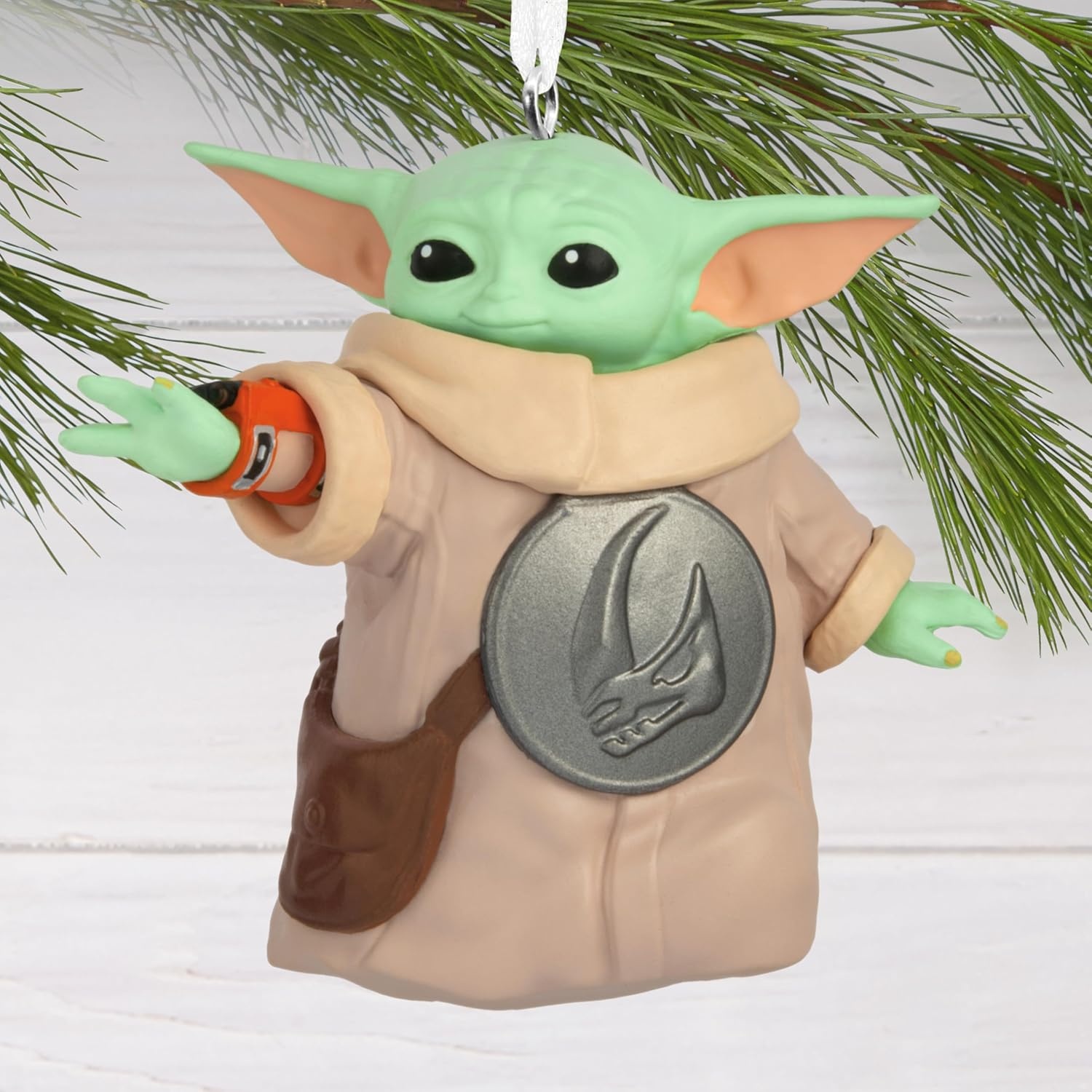 image:imageHallmark Ornament 2SFH1707 Embargo